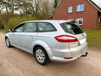 Gebraucht Ford Mondeo 140 PS (102 kW) 2009 Silber Kombi