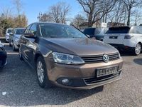 Gebraucht VW Jetta Comfortline 105 PS (77 kW) 2011 Braun Limousine