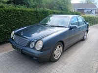 Second-hand Mercedes E200 116 CP (85 kW) 2000 Albastru Berlinǎ