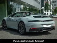 Neu Porsche 911 Carrera Cabriolet 394 PS (289 kW) 2026 Gruen Cabrio