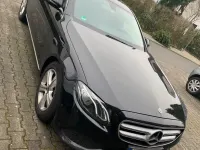Gebraucht Mercedes E220 Avantgarde 196 PS (144 kW) 2018 Schwarz Limousine