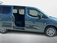 Neu Fiat Doblò 131 PS (96 kW) 2026 Blau Van / Kleinbus