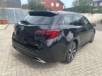 Neu Toyota Corolla 179 PS (131 kW) 2026 Schwarz Kombi