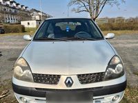 Gebraucht Renault Clio II 73 PS (53 kW) 2003 Silber Kleinwagen