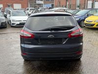 Gebraucht Ford Mondeo 116 PS (85 kW) 2011 Blau Kombi