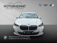 Gebraucht BMW 220 Active Tourer Luxury Line 163 PS (119 kW) 2025 Weiß Van / Kleinbus