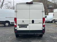 Gebraucht Peugeot Boxer Premium 131 PS (96 kW) 2018 Weiß Van
