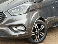 Gebraucht Ford Transit Custom 185 PS (136 kW) 2020 Grau Van / Kleinbus