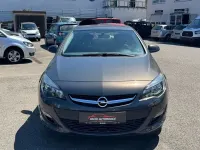 Gebraucht Opel Astra Selection 116 PS (85 kW) 2015 Grau Limousine