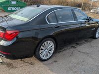 Gebraucht BMW 750L 381 PS (280 kW) 2015 Schwarz Limousine