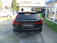 Gebraucht Volvo V90 R-Design 190 PS (139 kW) 2019 Onyx black / metallic Kombi
