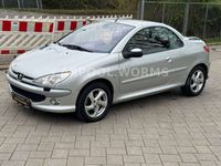 gebraucht Peugeot 206 CC Cabriolet Platinum AUTOMATIK+LEDER+ALU