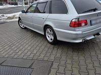 Gebraucht BMW 530 193 PS (141 kW) 2001 Grau Kombi