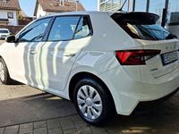 Gebraucht Skoda Fabia Essence 95 PS (69 kW) 2024 Weiß Kleinwagen