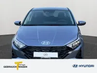 Gebraucht Hyundai i20 Trend 101 PS (74 kW) 2024 Blau Kleinwagen