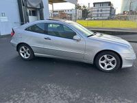 Gebraucht Mercedes C200 163 PS (119 kW) 2002 Silber Coupé