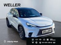 Neu Lexus LBX 136 PS (100 kW) 2026 085)/ black (202) (weiss SUV