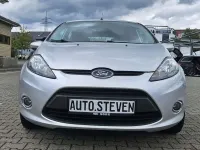 Gebraucht Ford Fiesta Trend 82 PS (60 kW) 2012 Polarsilber metallic Kleinwagen