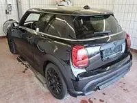 Gebraucht Mini ONE Classic 102 PS (75 kW) 2022 Schwarz Kleinwagen