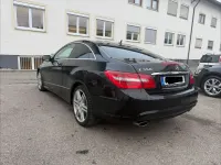 Gebraucht Mercedes E350 AMG line 292 PS (214 kW) 2009 Schwarz Coupé