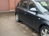 Gebraucht Kia Ceed 109 PS (80 kW) 2008 Andere farben Kleinwagen