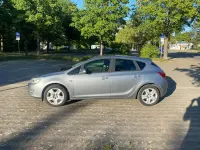 Gebraucht Opel Astra 116 PS (85 kW) 2011 Grau Limousine