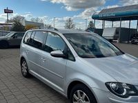 Gebraucht VW Touran 140 PS (102 kW) 2009 Silber Van / Kleinbus