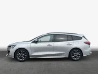 Gebraucht Ford Focus ST-Line X 155 PS (114 kW) 2024 Silber Limousine