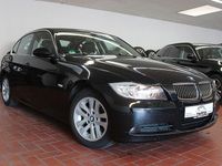 Gebraucht BMW 325 Advantage 218 PS (160 kW) 2006 Schwarz Limousine
