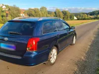 Gebraucht Toyota Avensis T2 129 PS (94 kW) 2005 Blau Kombi