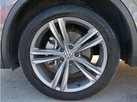 gebraucht VW Tiguan Allspace 2.0 TDI DPF DSG 4M HIGHLINE * R-LINE EXTERIEUR * 7-SITZER * AHK * 19 ZOLL * KAMERA