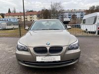 Gebraucht BMW 523 Exclusive 190 PS (139 kW) 2009 Gold Limousine