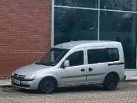 Gebraucht Opel Combo 75 PS (55 kW) 2003 Silber Van / Kleinbus