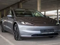 Usado Tesla Model 3 Long Range RWD 235 kW (320 CV) 2025 Gris Berlina