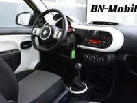 Second-hand Renault Twingo 69 CP (50 kW) 2017 Galben Hatchback