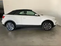 Gebraucht VW T-Roc Cabriolet Style 150 PS (110 kW) 2023 Pure white schwarz Cabrio