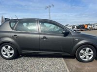 Gebraucht Kia Ceed Edition 7 90 PS (66 kW) 2012 Grau Kleinwagen