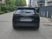 Gebraucht Porsche Cayenne S 441 PS (324 kW) 2019 Schwarz SUV