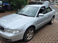 Second-hand Audi A4 100 CP (73 kW) 2000 Argintiu Berlinǎ