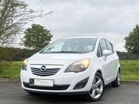 Gebraucht Opel Meriva 120 PS (88 kW) 2011 Weiß Van / Kleinbus