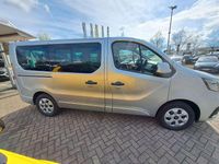 Second-hand Renault Trafic Evolution 150 CP (110 kW) 2025 Gri Monovolum