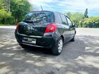 Second-hand Renault Clio II Expression 75 CP (55 kW) 2009 Negru Berlinǎ