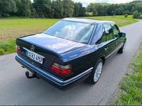 Brugt Mercedes E280 193 HK (141 kW) 1995 Blå Sedan