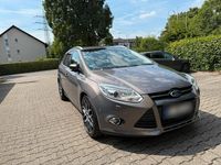 Gebraucht Ford Focus 163 PS (119 kW) 2013 Grau Kombi