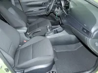 Neu Hyundai Bayon Blackline 90 PS (66 kW) 2026 Gelb SUV