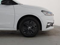 Gebraucht Skoda Fabia 110 PS (80 kW) 2022 Moonweiss metallic Kleinwagen