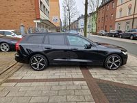 Gebraucht Volvo V60 Plus 197 PS (144 kW) 2022 Schwarz Kombi