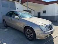 Second-hand Mercedes E220 150 CP (110 kW) 2004 Argintiu Berlinǎ
