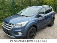 Gebraucht Ford Kuga Cool & Connect 150 PS (110 kW) 2019 Blau SUV
