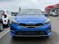 Gebraucht Kia Ceed Spirit 140 PS (102 kW) 2025 Blau Kleinwagen